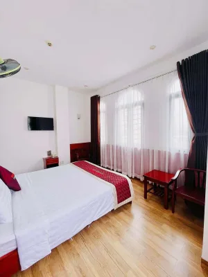 Quốc Khánh Hotel